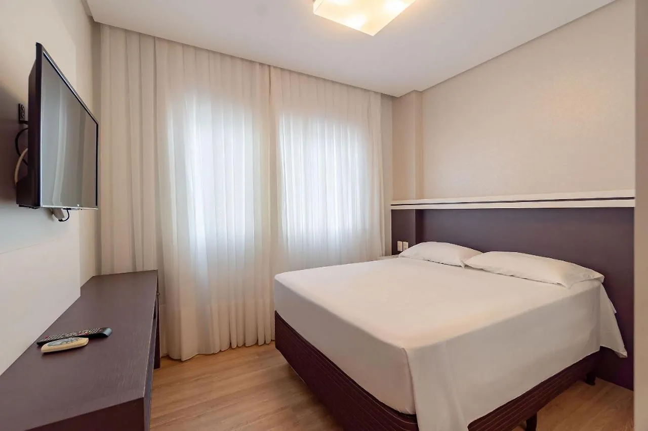 Varandas Do Atlantico - Aconchegante Apartamento Em Condo Pe Na Areia Bombinhas Apartment